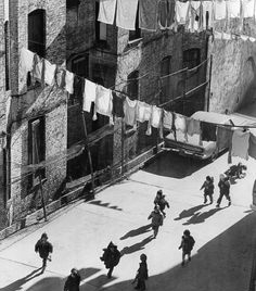 On the Market: Woody Allen Hates Bike Lanes, New Yorkers Have Always Hated Skycrapers