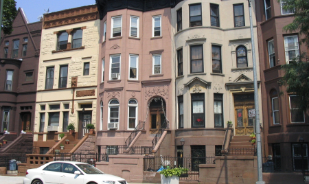 On the Market: In Gentrifying Areas, Middle Class Is Most In Danger of Displacement