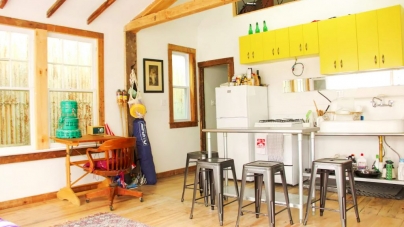 Take a Staycation at This Restored Bungalow in Rockaway Beach