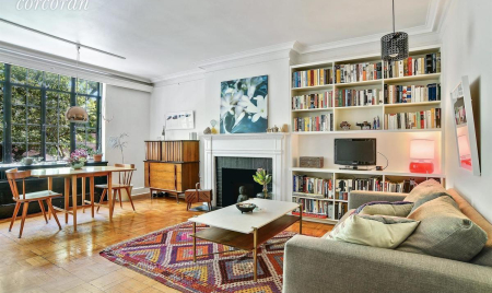 Pretty pre-war co-op in Fort Greene has two bedrooms and stylish details for under $1M